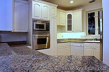 5th image of 3740 Bayou Louise Ln
