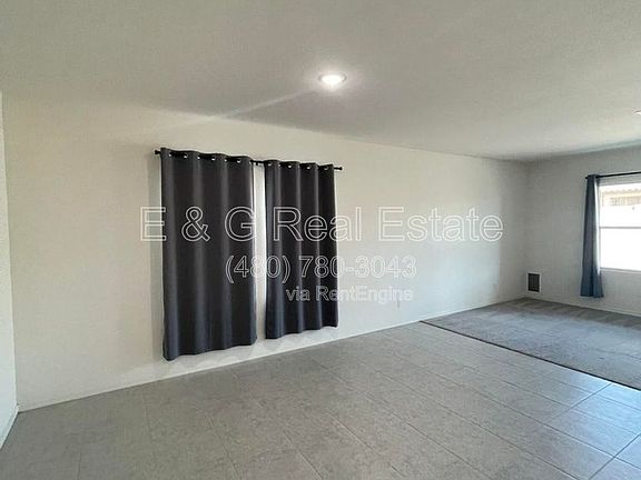5th image of 19436 W Elm St