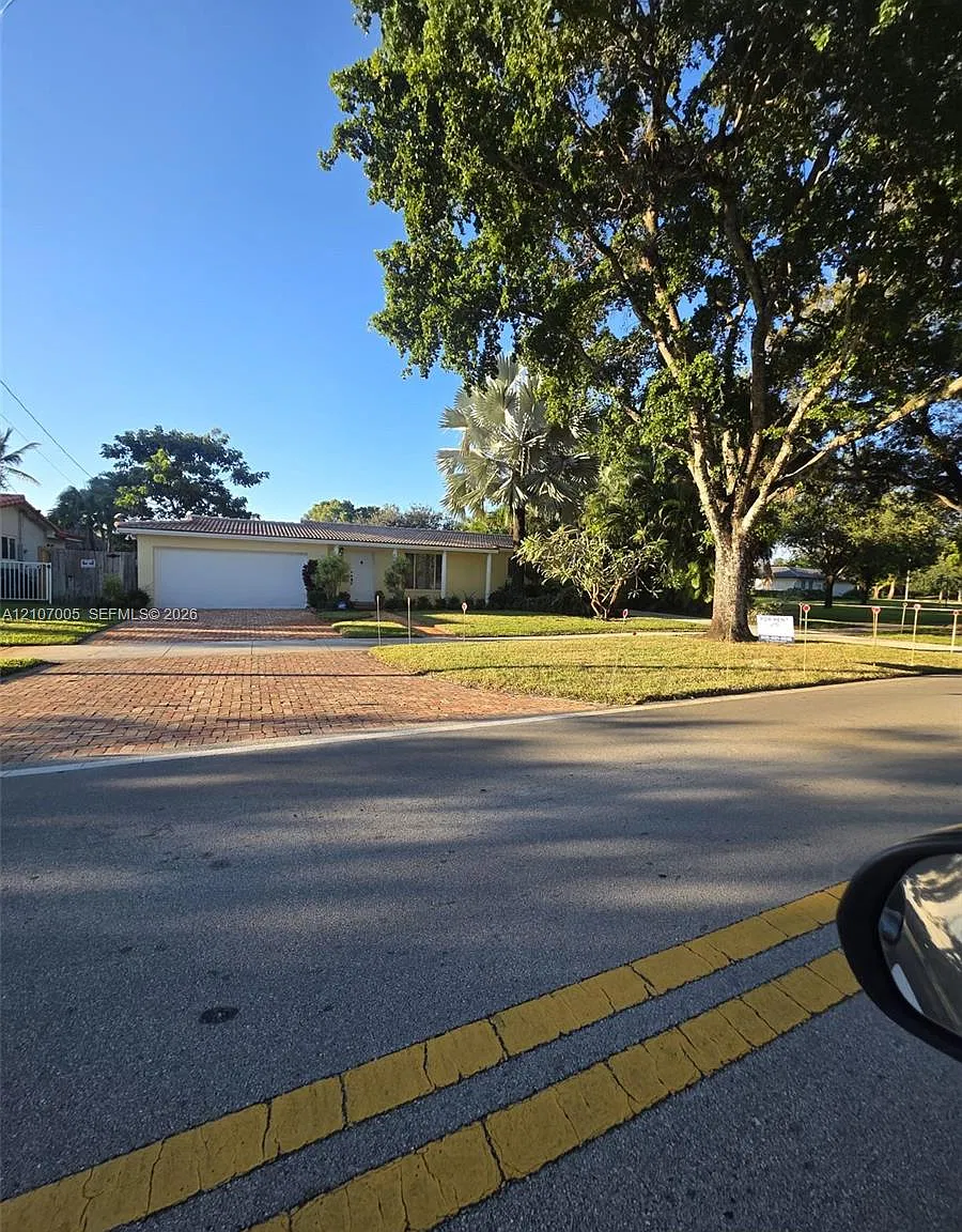 Miami Lakes Sec 3 — Photo 2