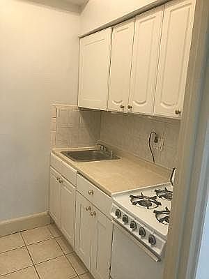 5th image of 316 W 105th St #3CC