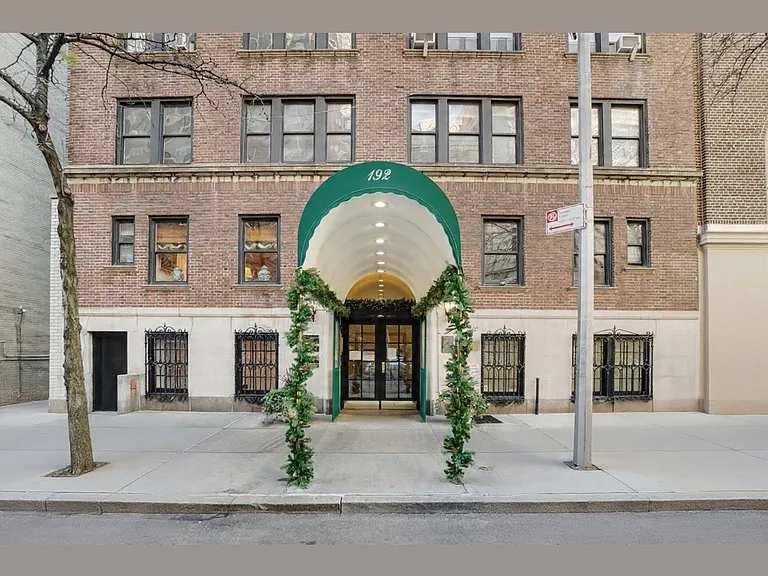 192 E 75th St #2B — Photo 9