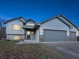 38410 Harder Ave, North Branch, MN 55056