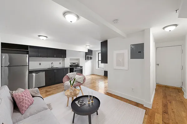 Rented by Compass | media 12