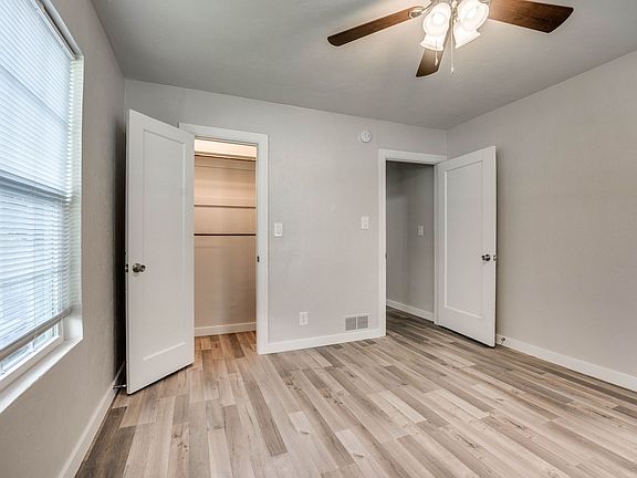 5th image of 1810 N Park Ave