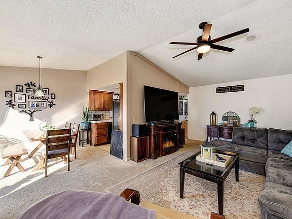 4th image of 8244 Summerplace Dr
