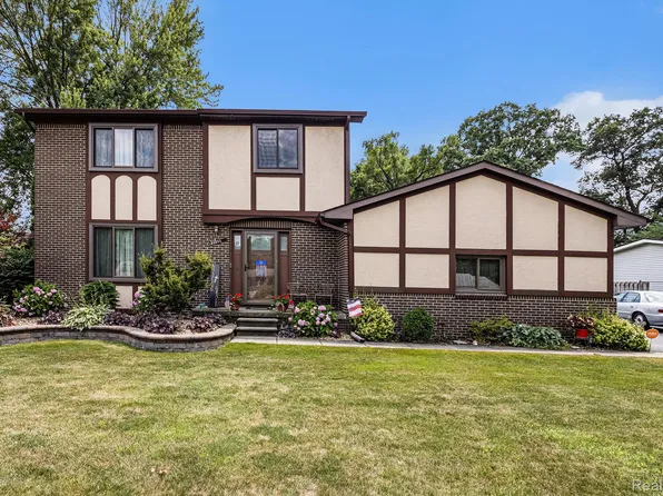 24851 Crisler St, Taylor, MI 48180