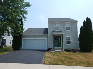 661 Fairview Ln, South Elgin, IL 60177