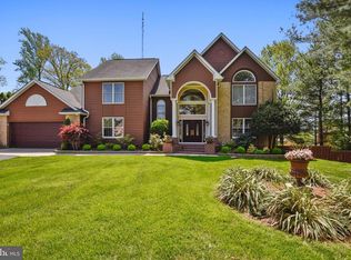 10 Red Maple Ct, Owings Mills, MD 21117