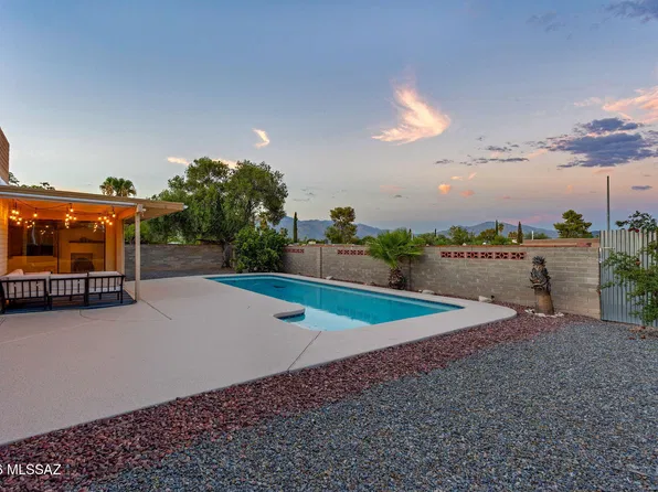 1202 N Avenida Cascada, Tucson, AZ 85715