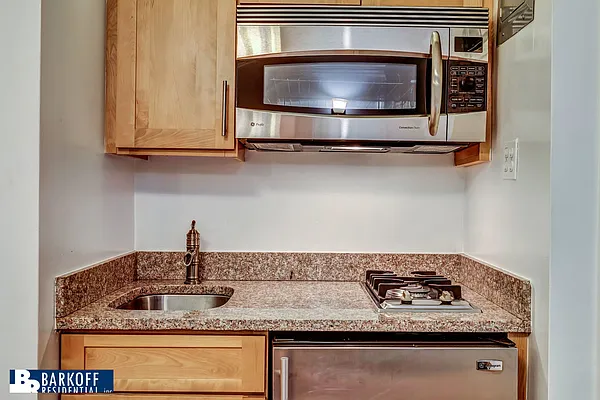 Rented by Barkoff Residential  | media 31