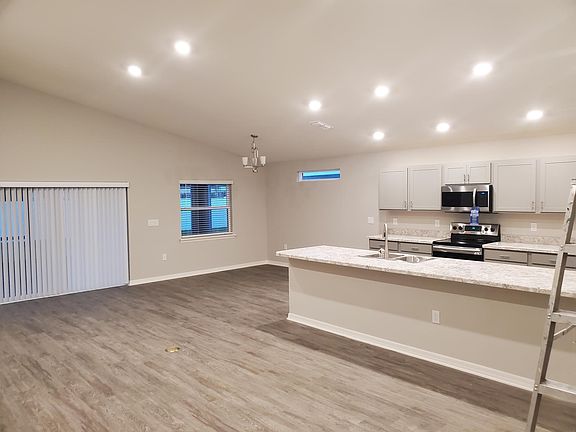 2nd image of 6446 Polly Ln