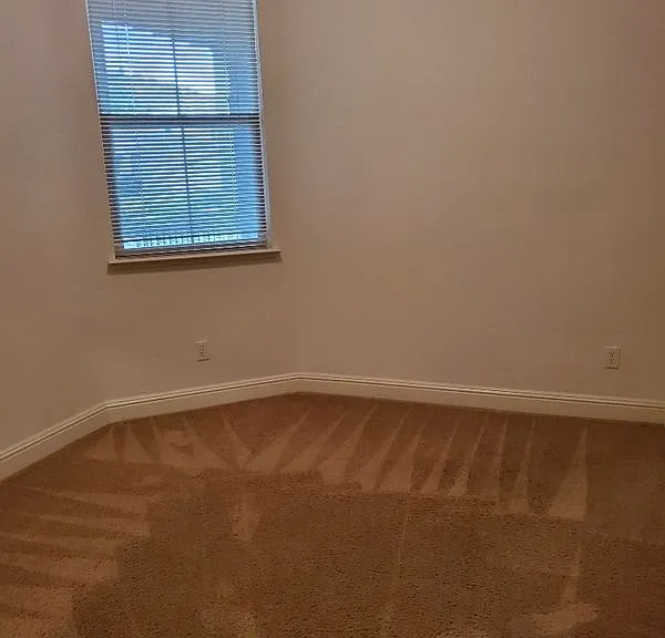 1004 Hildebrand Cir — Photo 23