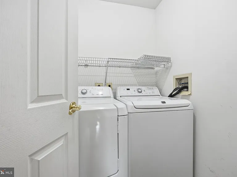 3800 Meghan Dr #3C — Photo 25