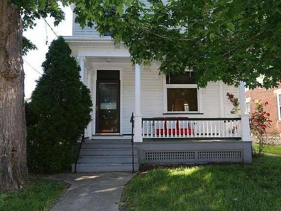 2nd image of 120 W Voorhees St