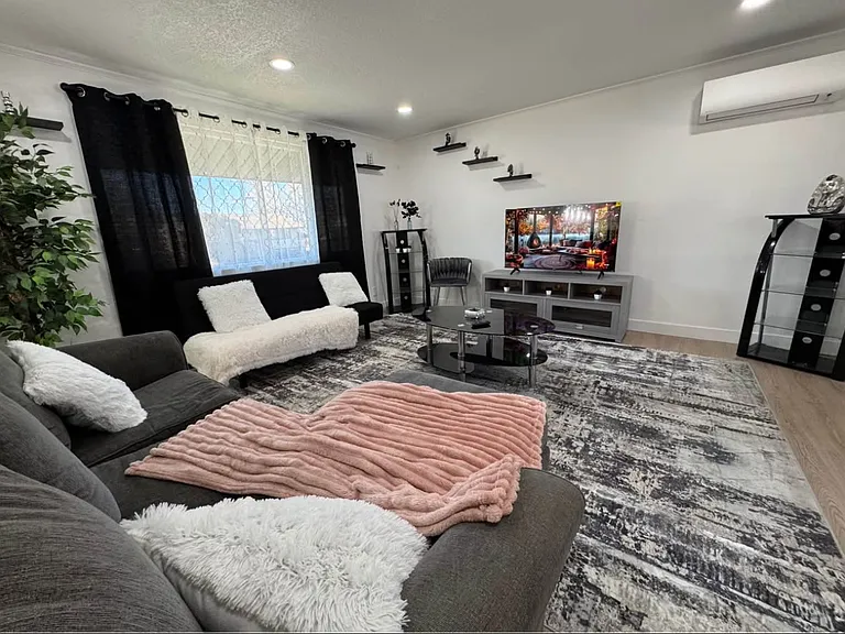 10541 S Amaryllis Dr — Photo 3