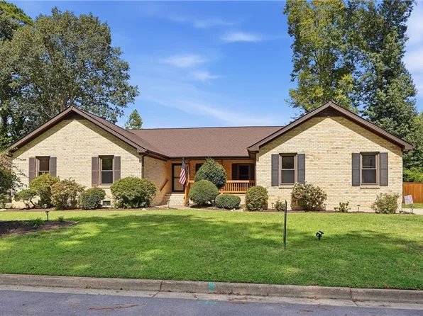 1132 Cordova Ct, Virginia Beach, VA 23456