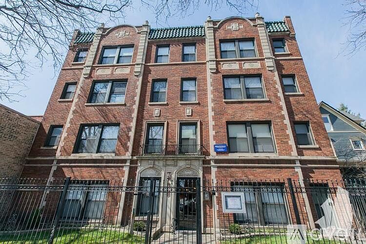 1st image of 4546 N Damen Ave APT 215