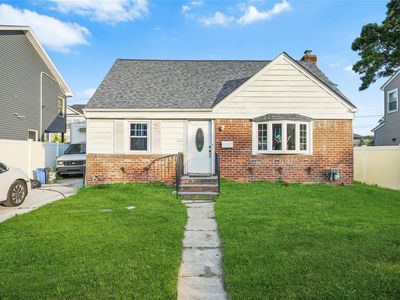 585 Emerson Street, Uniondale, NY, 11553