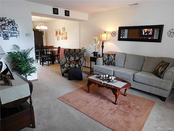 3rd image of 4405 Bonita Dr APT B