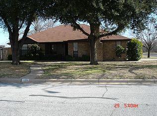 1153 Margie St, Burleson, TX 76028