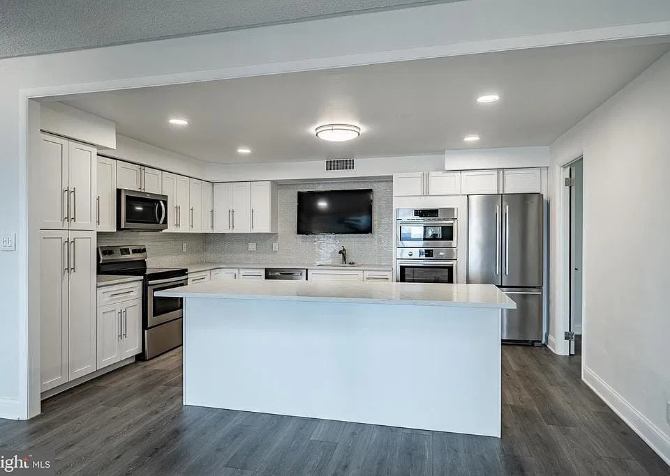 21510 Valley Forge Cir #1510