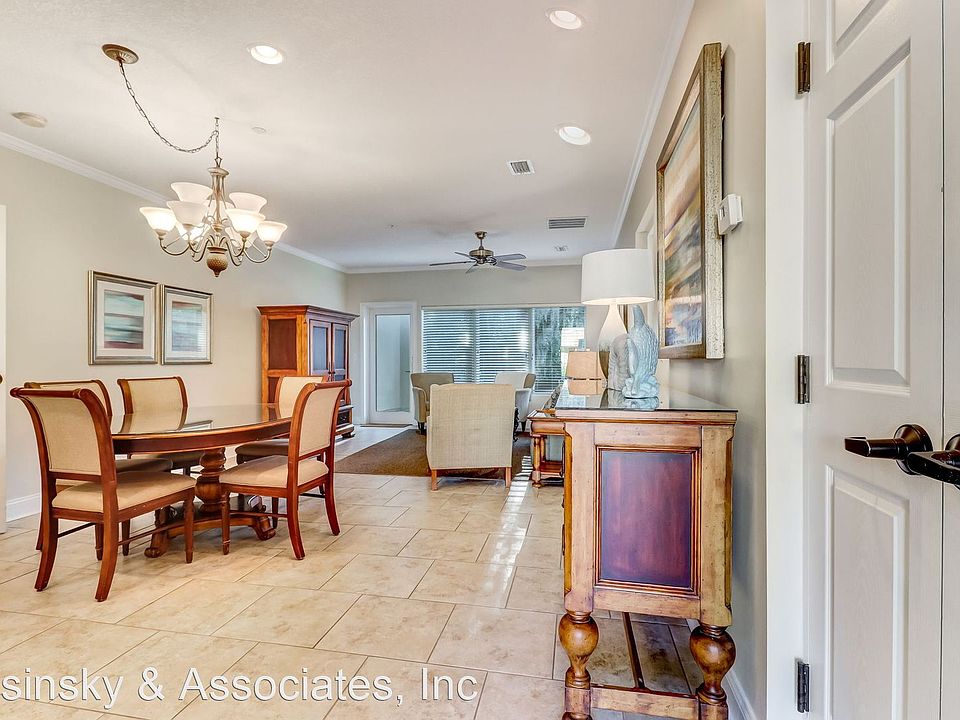 1st image of 2527 Boxwood Ln