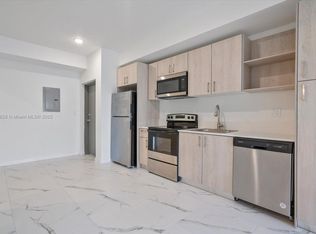 420 SW 7th Ave APT 203, Miami, FL 33130