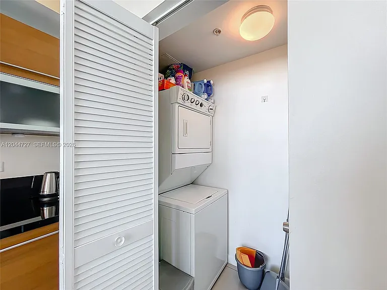 244 Biscayne Blvd #1108 — Photo 8