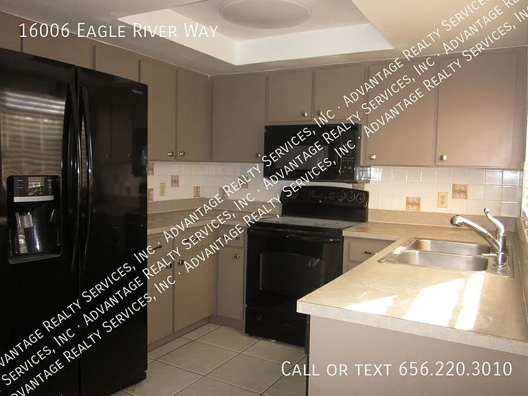 16006 Eagle River Way — Photo 2