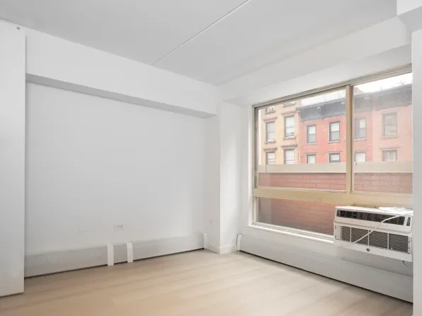 363 West 30th Street image 5 of 15