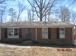 2019 Yy Lynette Dr, Greensboro, NC 27403