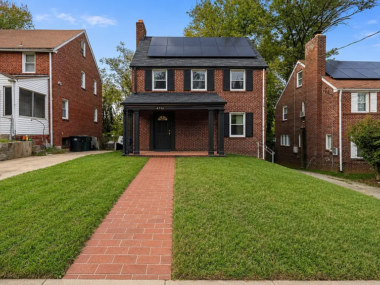 4712 Southern Ave SE — Photo 1