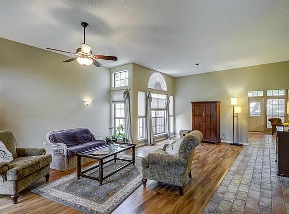 3rd image of 2212 Steppington Dr