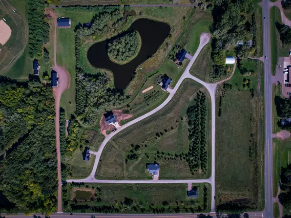 945 Eldris Way, Mora, MN 55051