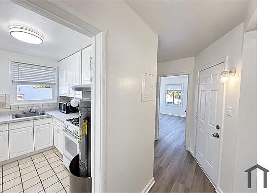 5th image of 1505 88th Ave