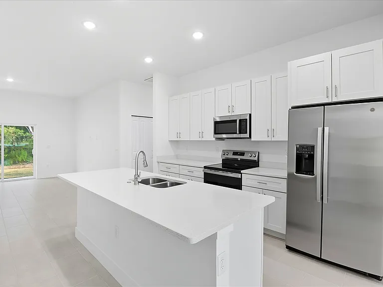 3999 SW Shorewood Dr — Photo 10