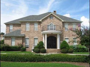 810 Baker Ave, Port Neches, TX 77651