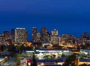 701 122nd Ave NE APT 307, Bellevue, WA 98005
