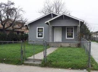 3936 E McKenzie Ave, Fresno, CA