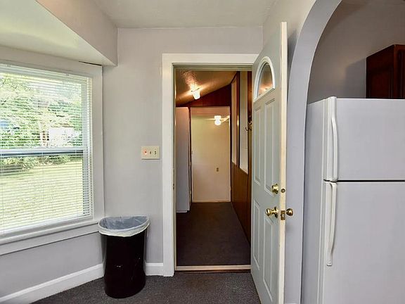 5th image of 1536 Jiroch St #1R