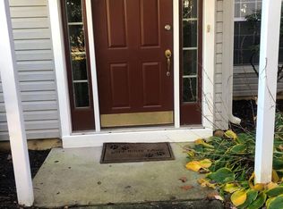 1302 Waterford Rd #8, Morrisville, PA 19067