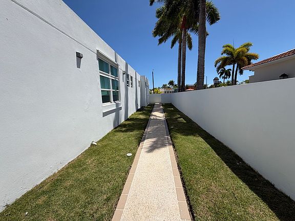 4th image of 475 Paseo Del Mnr