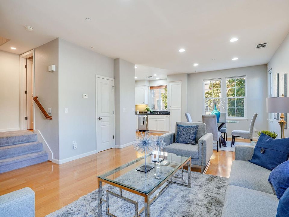 1st image of 531 Moreland Way