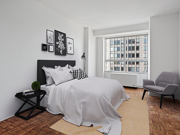 5th image of 146 W 57th St APT 62F