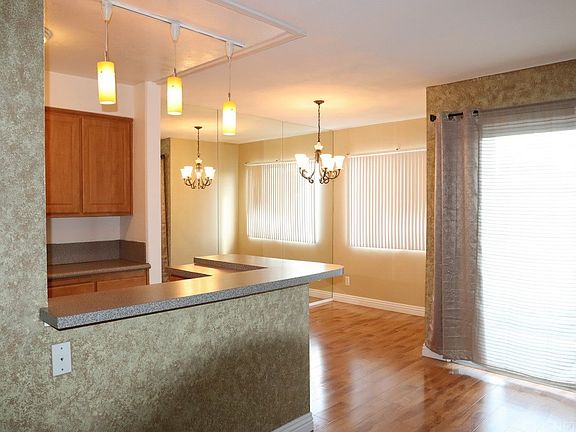 2nd image of 6251 Coldwater Canyon Ave Unit 209