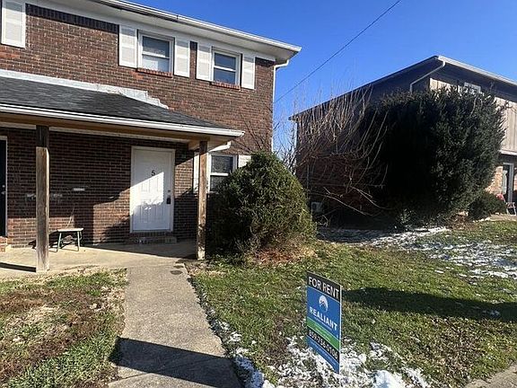 2nd image of 952 Villa Dr APT 5