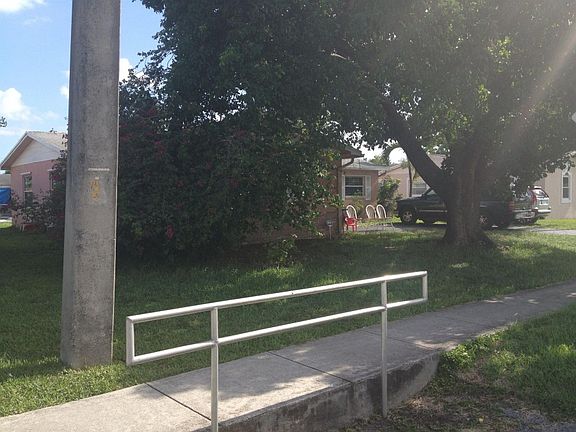 3rd image of 6610 Boulevard Of Champions