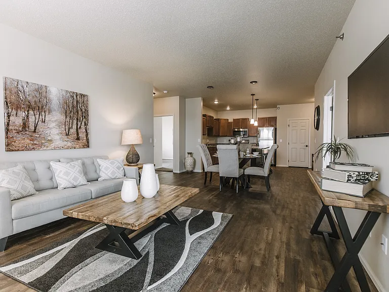 Lakewood Crossing Apartments — Photo 40