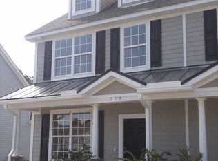 717 Hemingway Cir, Summerville, SC 29483