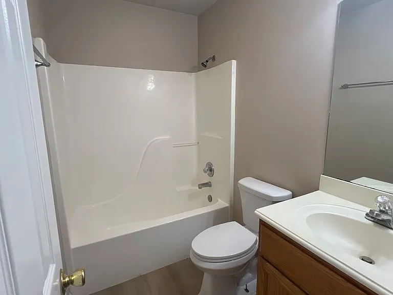 3803 Common St — Photo 7